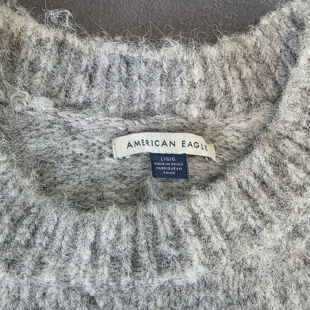 American Eagle Gray Bow Cropped Fuzzy Sweater Womens Large Knit Pullover